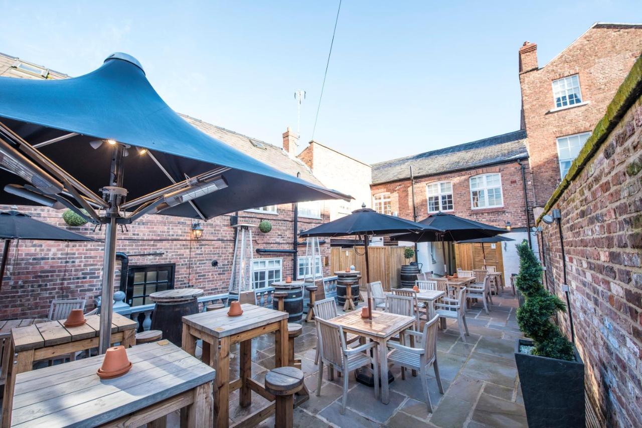 Hotel The Pied Bull Chester Exterior foto